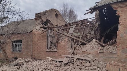 Враг ударил по Днепропетровщине артиллерией и дронами — фото разрушений - 285x160