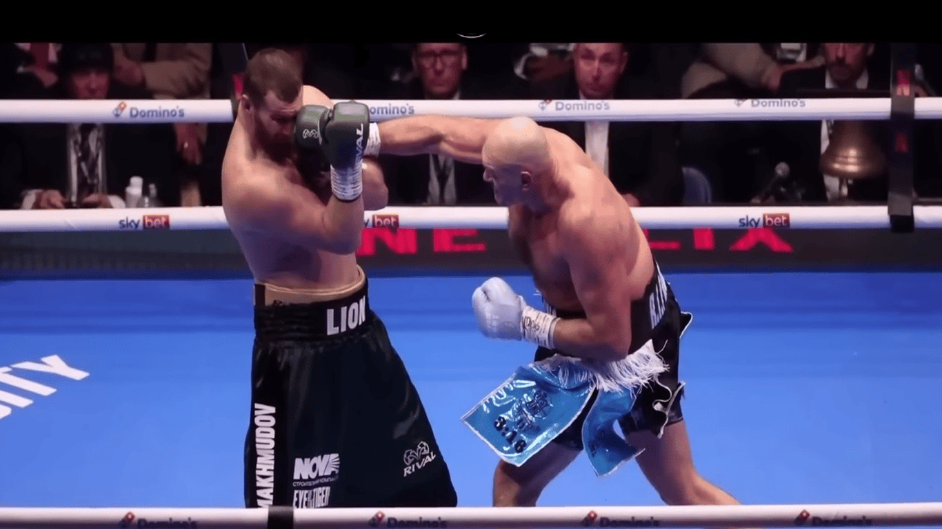 Ф’юрі отримав 23,5 млн за  рейтинговий поєдинок з Махмудовим: сума може зрости