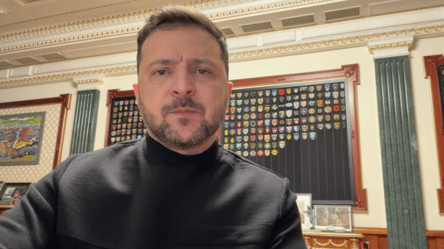 Зеленский отреагировал на идею Макрона возобновить диалог с Путиным - 304x171