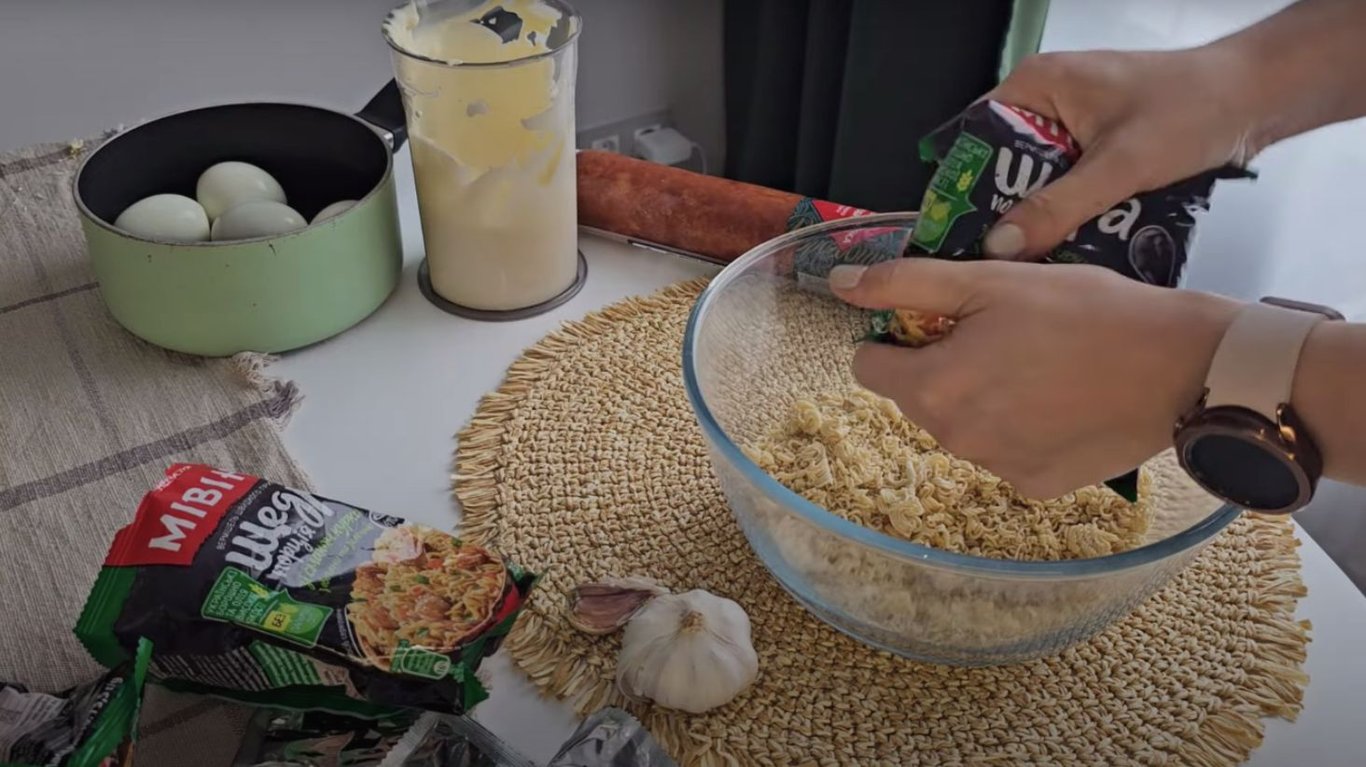 рецепт салата с мивиной