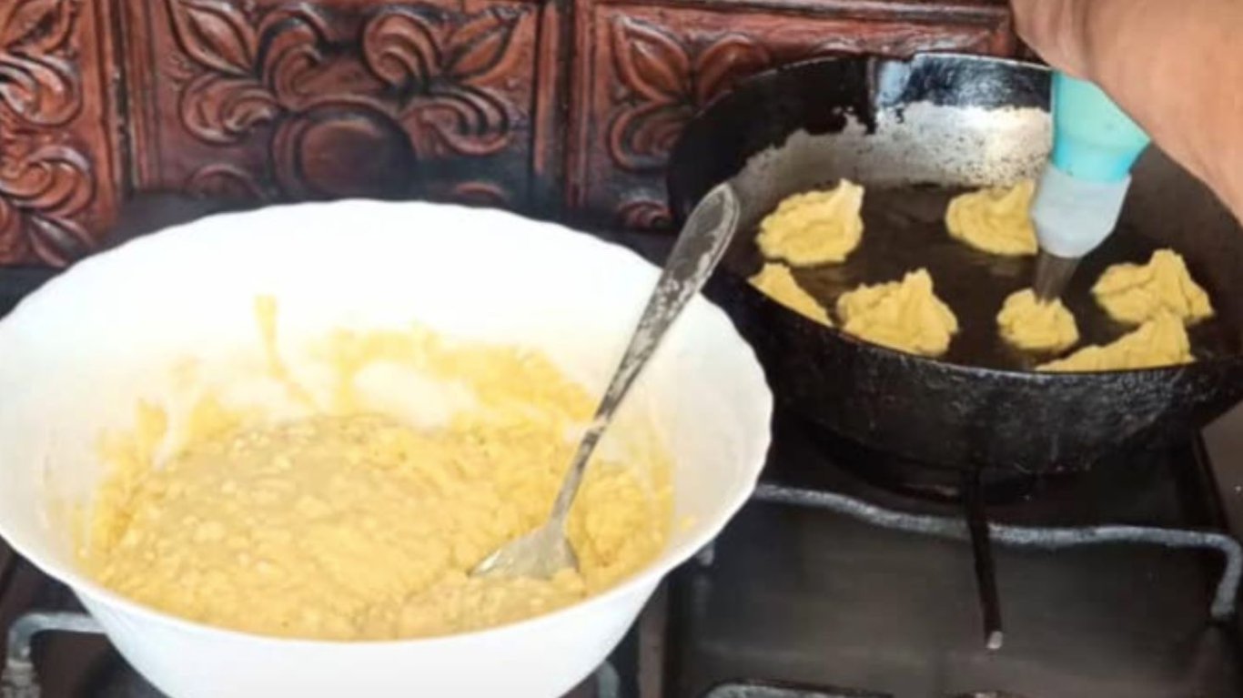 як приготуввати сирні оладки на сніданок