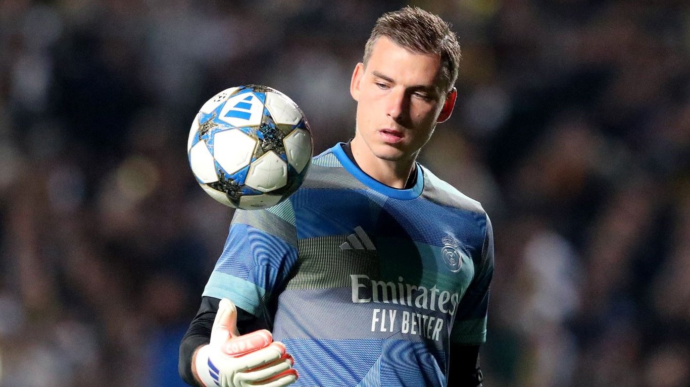 Андрей Лунин