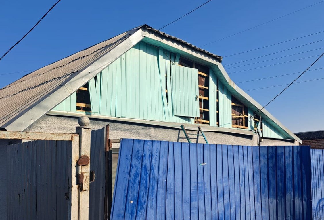 Последствия обстрелов. Фото: Сергей Лысак