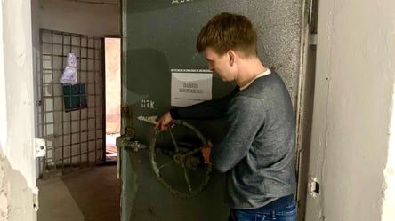 В місті на Одещині встановили автоматичне відкриття дверей в укриттях - 285x160
