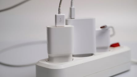 Зарядное устройство смартфона стало горячим — что нужно делать - 290x160