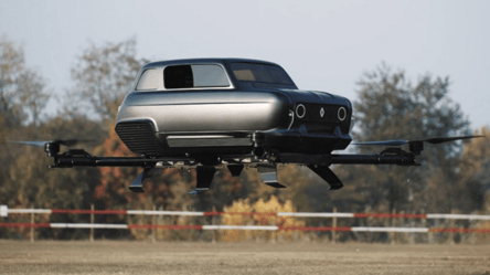 Можно считать квадрокоптером: компания Renault представила летающий автомобиль - 285x160