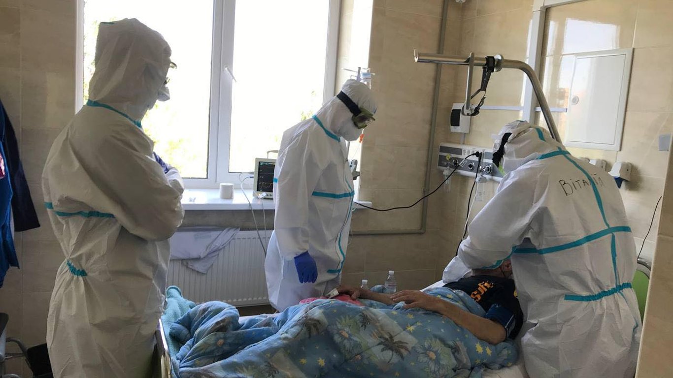 На Львівщині очікується черговий спалах грипу та COVID-19
