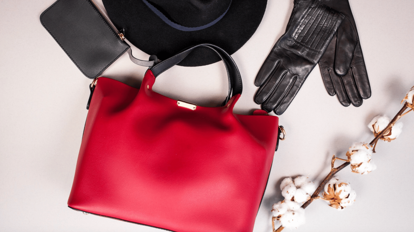 Biggest hit among bags in 2025 — Chloé bracelet bag and why you need it