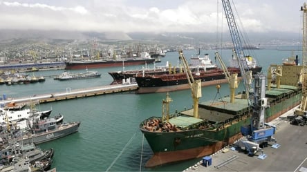 РФ негде спрятать флот в Черном море: удары по Новороссийску - 285x160