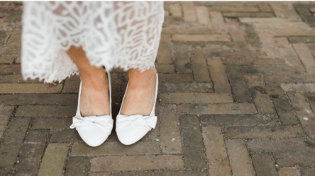 Балетки в трендовом цвете, которые дополнят любой образ - 285x160