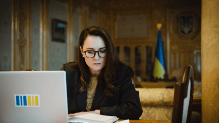 В Україні змінили податки на доходи від Glovo, Bolt та інших - 285x160