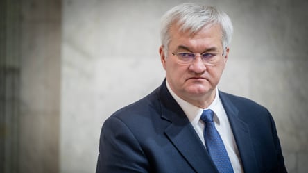 Сибіга провів переговори з главою МЗС Філіппін щодо співпраці - 290x160