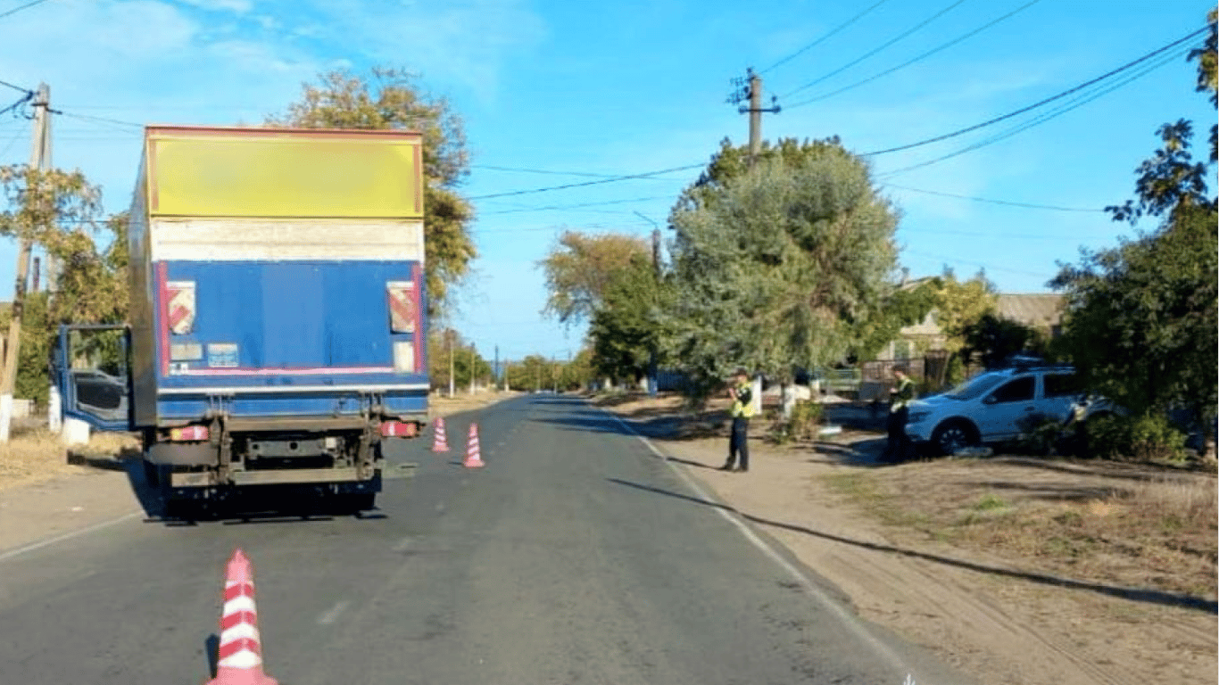 В Одесской области грузовой фургон наехал на ребенка