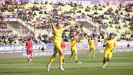 Украина начала чемпионат мира по футболу  с победы над Кореей - 285x160