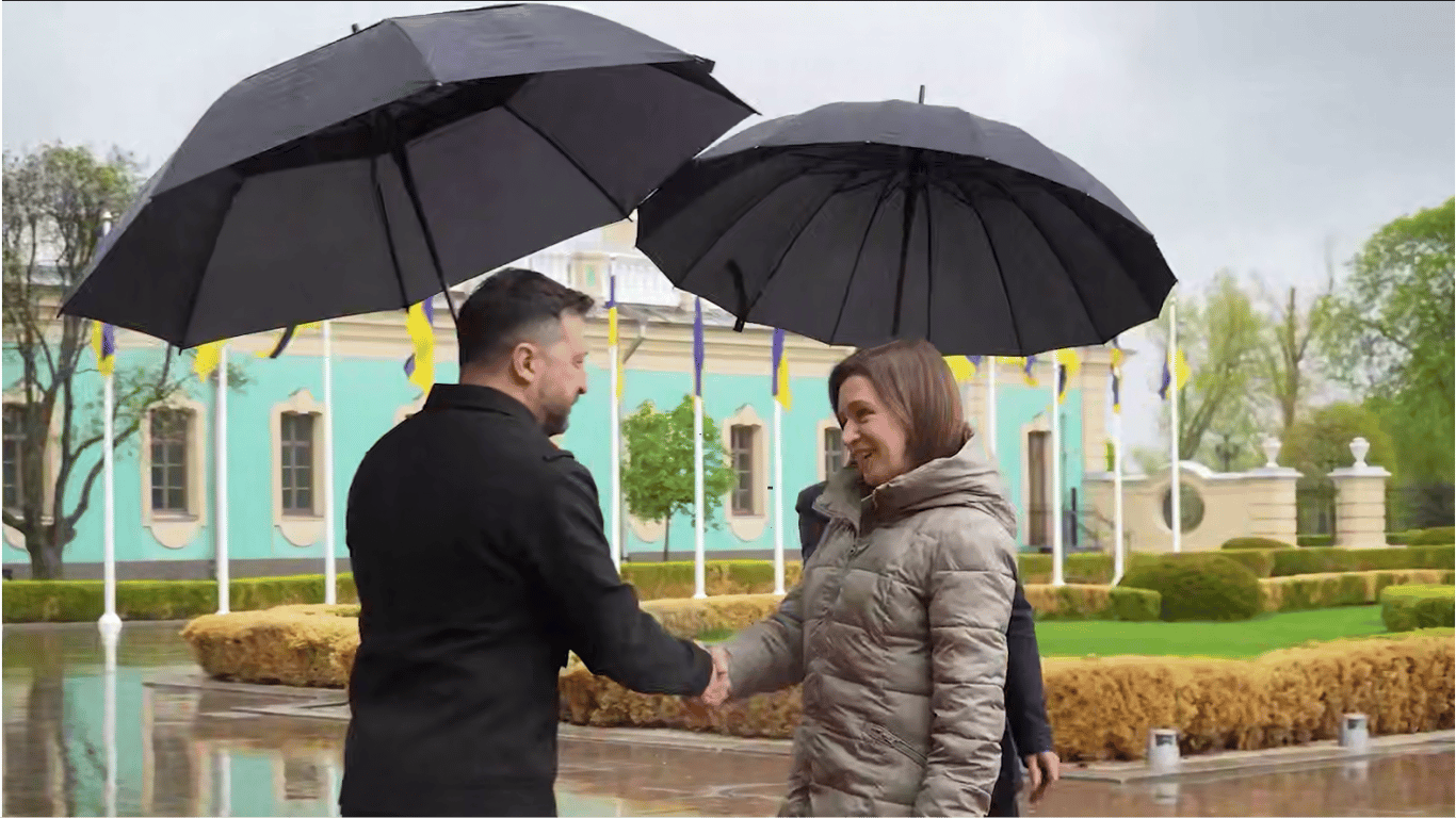 Санду та Зеленський поговорили про безпеку та енергетику