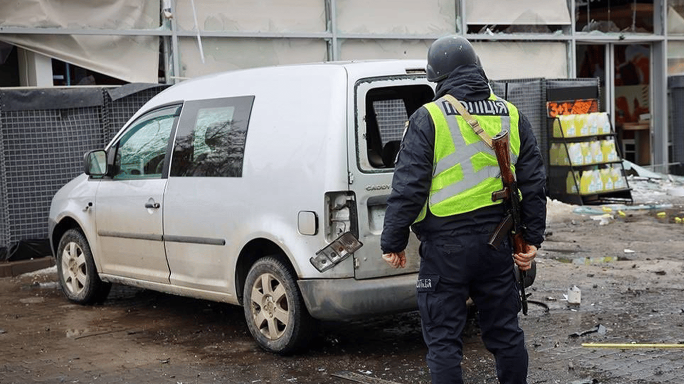В Славянске мужчина в упор расстрелял полицейского