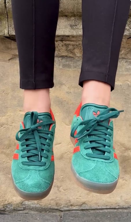 Green sneakers for the self-confident