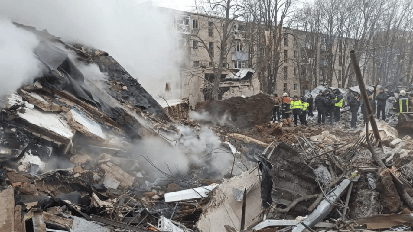 У Києві вже 22 постраждалих після ракетного удару, — КМВА