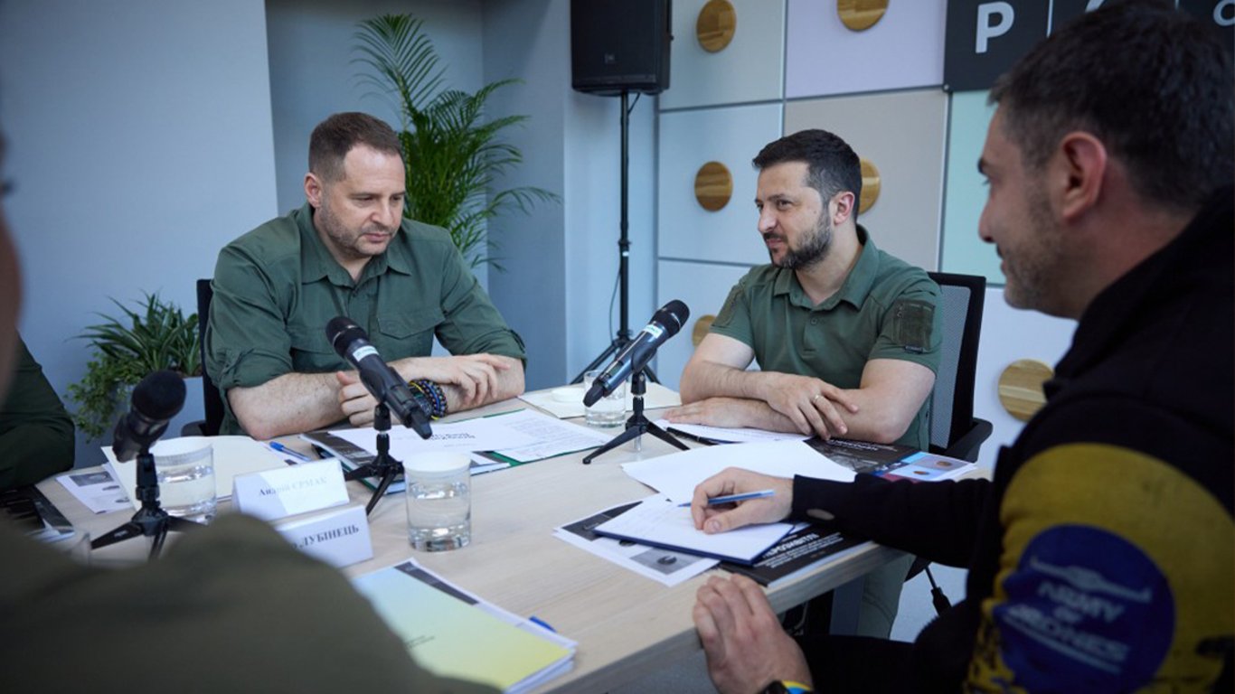 Зеленский ознакомился с планом возвращения депортированных детей в Россию