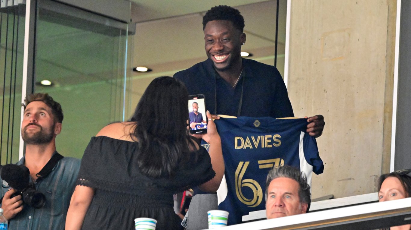 Альфонсо Дейвіс