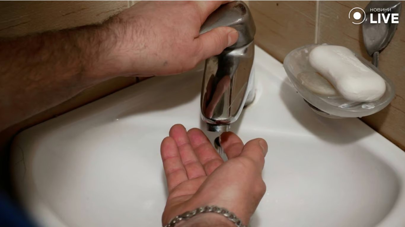 Одесситы снова без воды — кому отключили водоснабжение