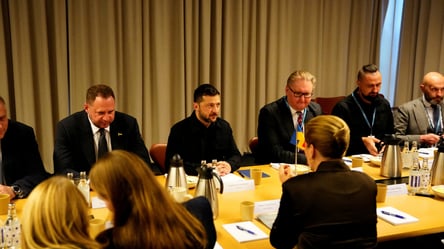 Zelensky in Denmark discusses Drone Wall and military aid - 285x160