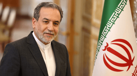 Иран откроет Ормузский пролив на период перемирия с США - 304x171