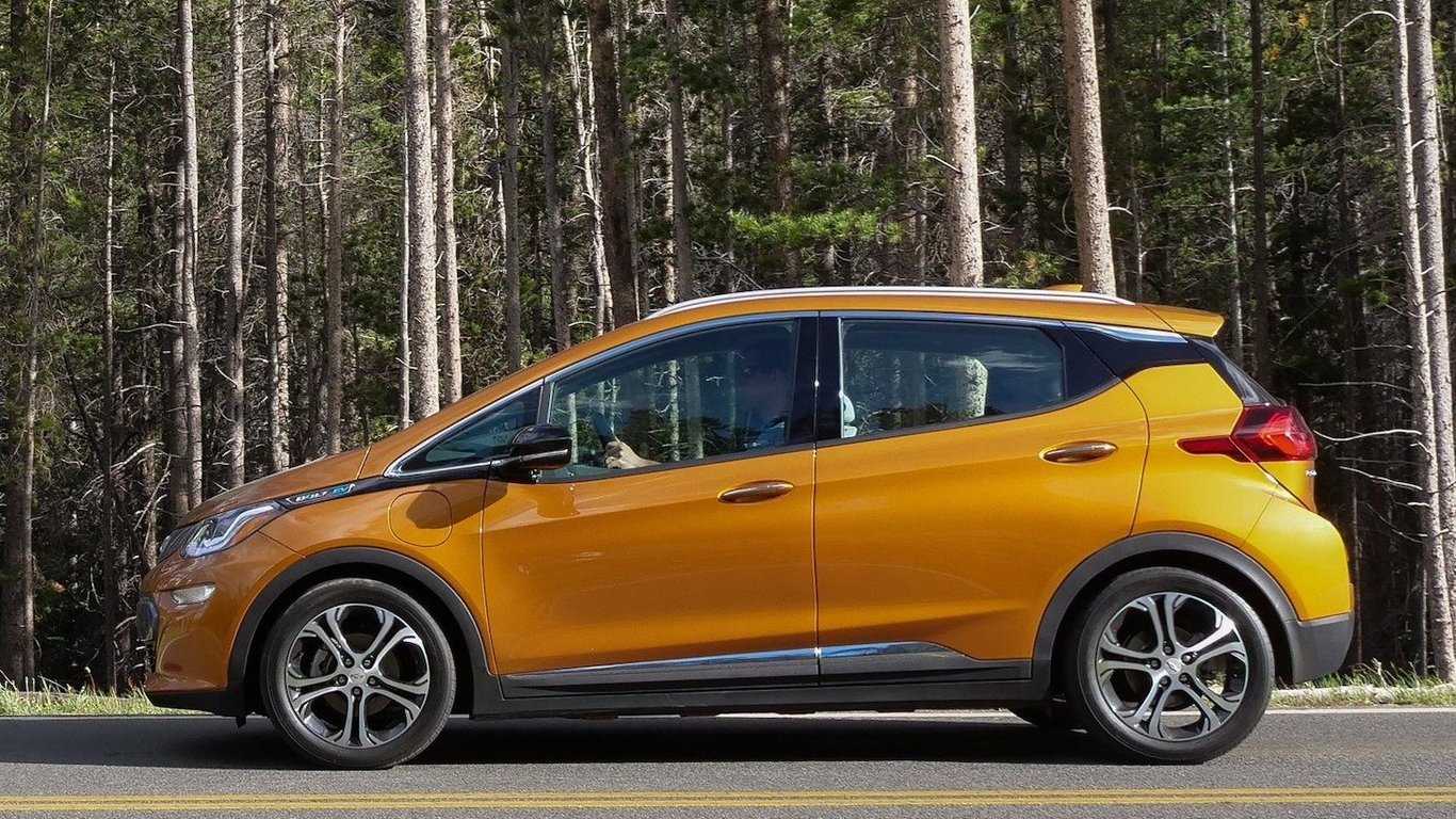 Что нужно знать перед покупкой дешевого электромобиля