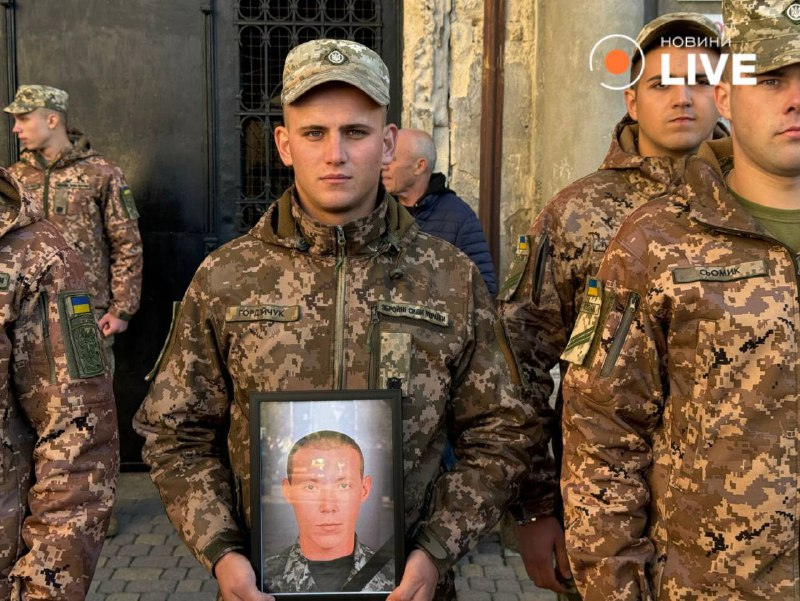 Михаил Езерский