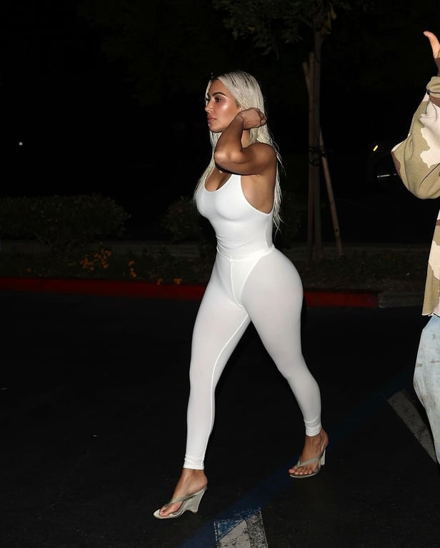 Кім Кардаш'ян копією вульгарні образи дружини свого колишнього Каньє Веста - фото 3