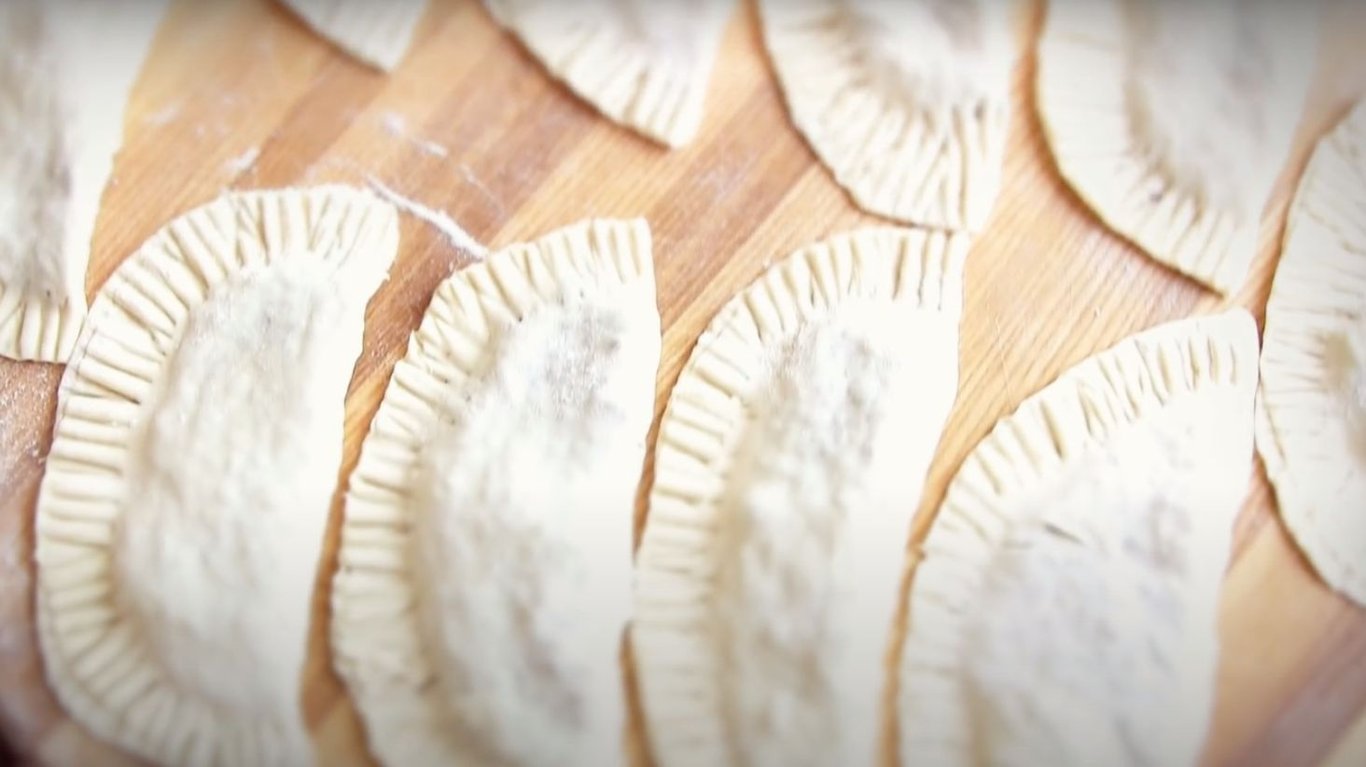 пісні чебуреки з грибами та гречкою простий рецепт