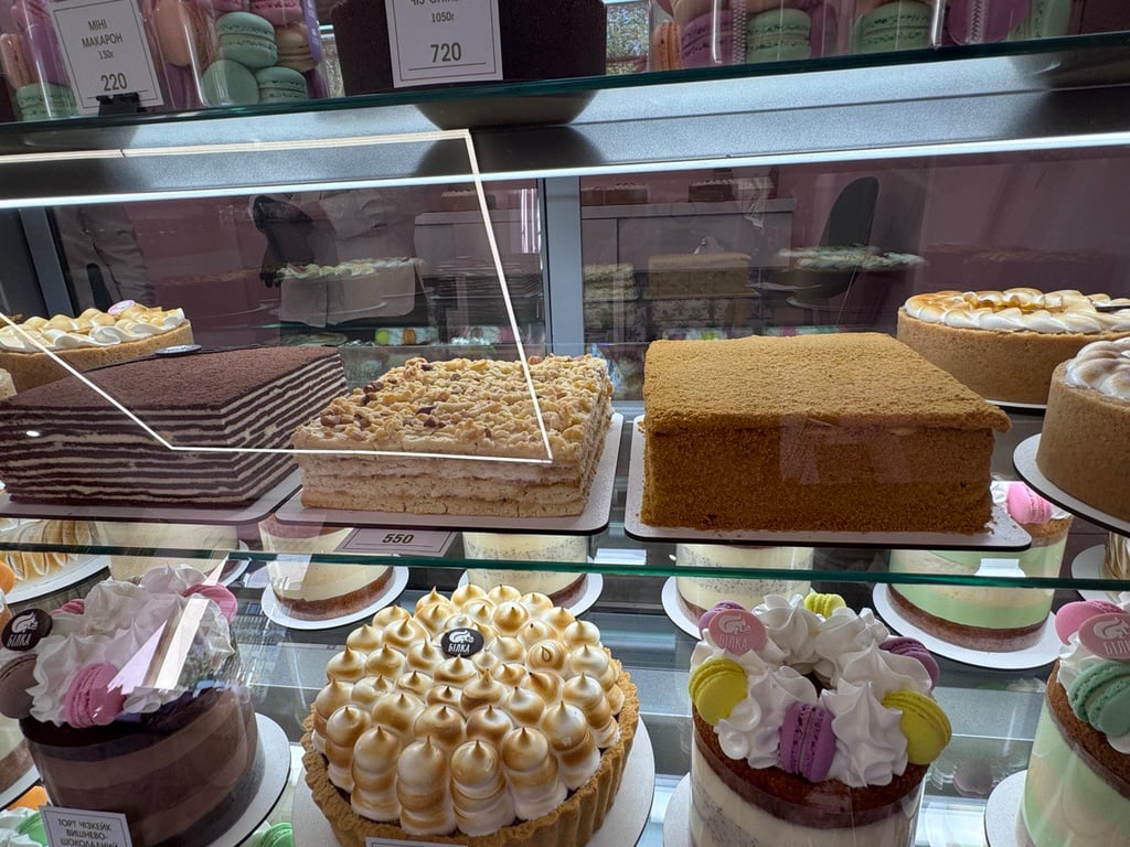 Від дорогих до доступних — де купити не дорогу паску у Львові - фото 5