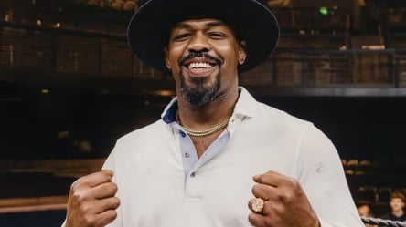 Звезда бокса развлекался в Чечне по приглашению Кадырова - 285x160