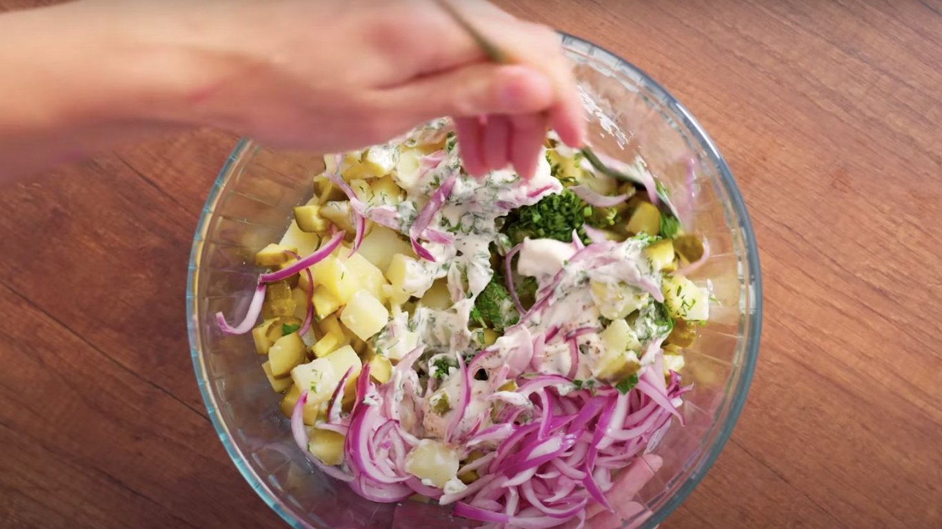 простий рецепт німецького салату
