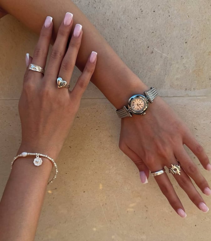 This Year’s Black Friday Jewelry Edit: 3 Trends You’ll See Everywhere in 2025