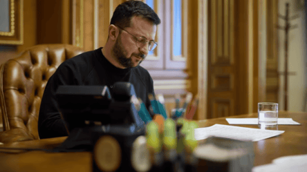 Зеленський ввів санкції проти кількох українців та росіян - 285x160