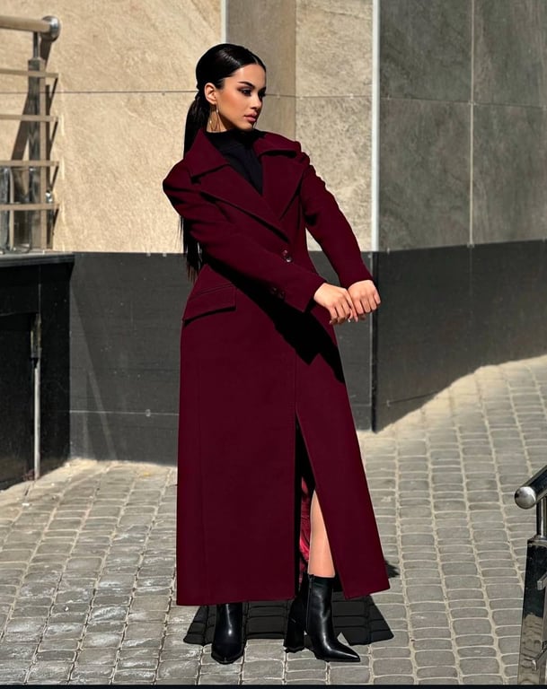 У пальто важливі цікаві деталі