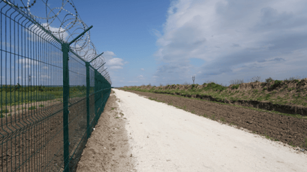 Прикордонник на Одещині допомагав із виїздом з України — схема - 285x160