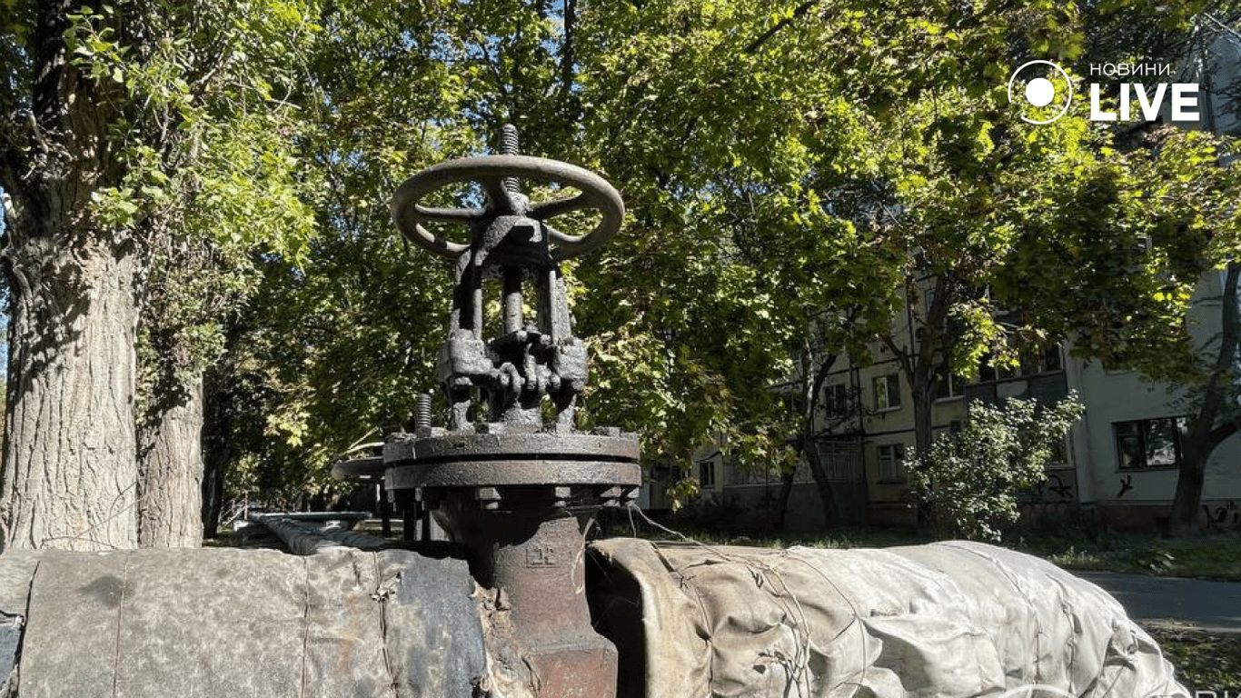 Труба теплосетей в Ивано-Франковске. Фото: Новини.LIVE