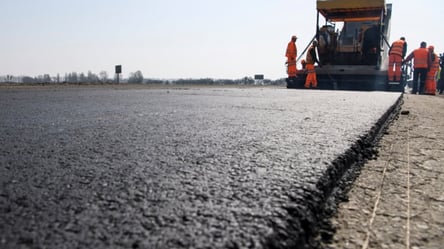 Вице-премьер-министр Украины заявил, что в этом году придется искать средства на ремонт дорог - 285x160