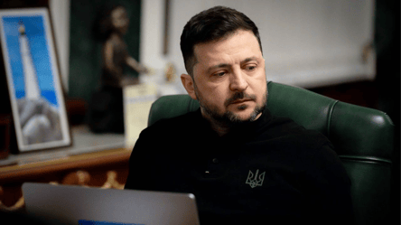 Зеленський розширив склад делегації, яка їде в Абу-Дабі — деталі - 285x160