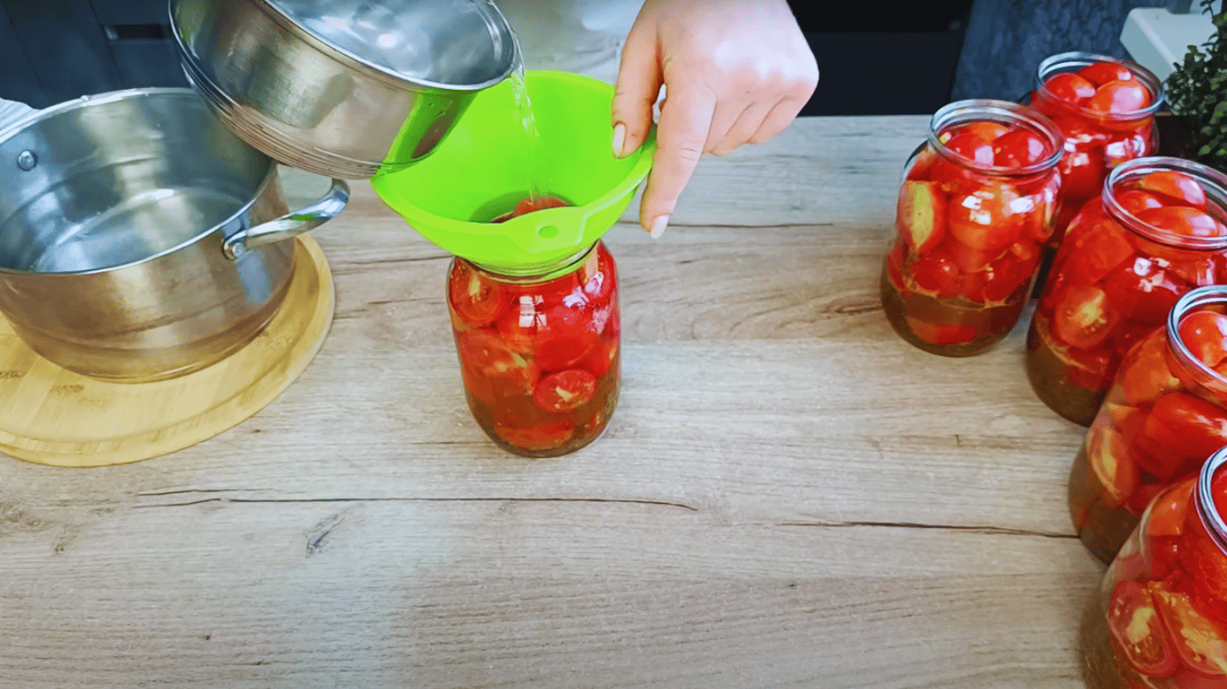 помідори в заливці на зиму