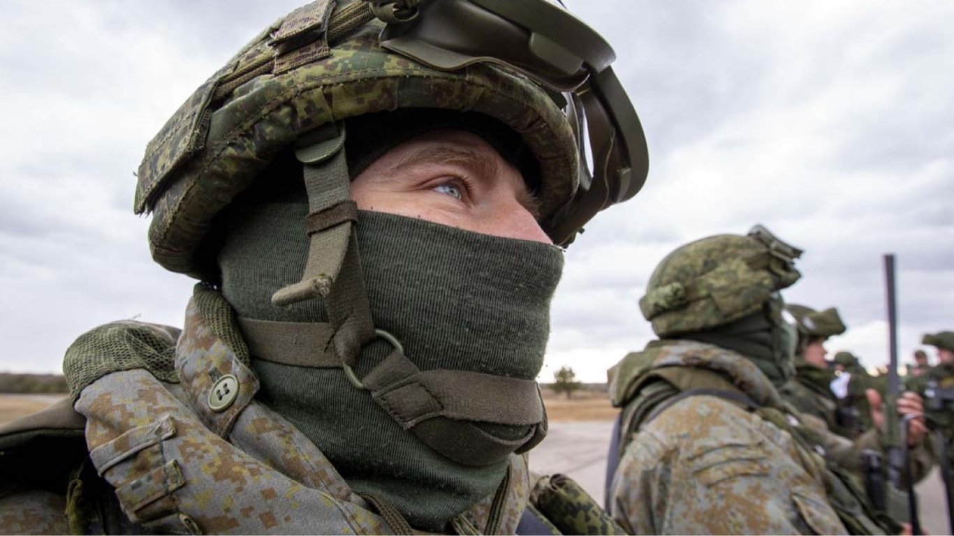 "П**дошат со всех сторон": оккупант пожаловался на отсутствие боеприпасов и большие потери