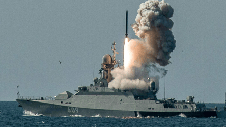 У ОК "Південь" розповіли, скільки ракетоносіїв росіяни вивели у Чорне море - 285x160