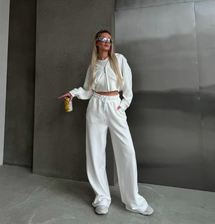 Спортивний костюм для самих вибагливих модниць