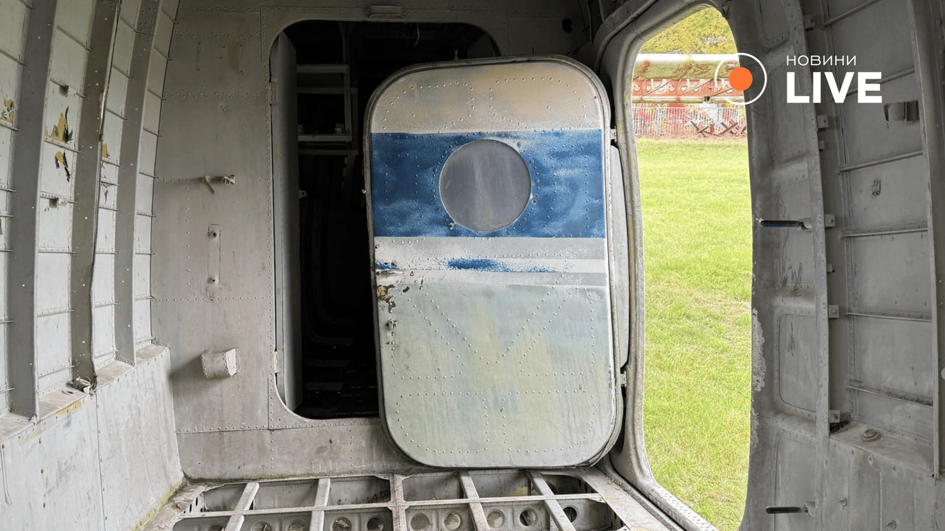 Літак Ан-6 передали Держмузею авіації