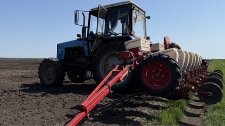 Весняна посівна у розпалі: Одещина знову в лідерах за обсягами - 290x166