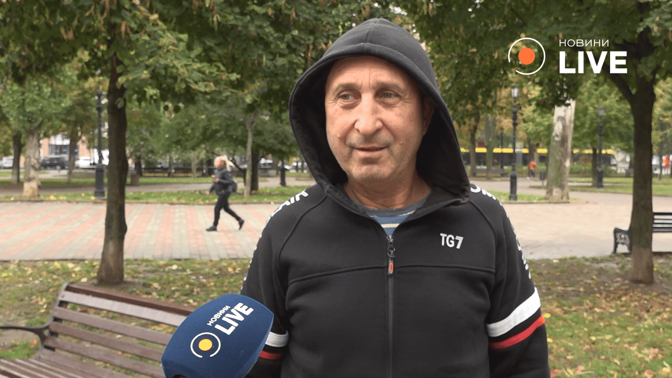 Олександр про скасування переведення годинників. Фото: Новини.LIVE