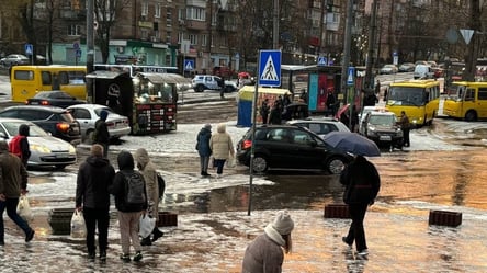 Жителей Киева предупредили о грозе — в городе уже падал град - 290x166