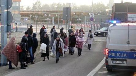 Українцям заборонено носити із собою деякі предмети — деталі - 285x160